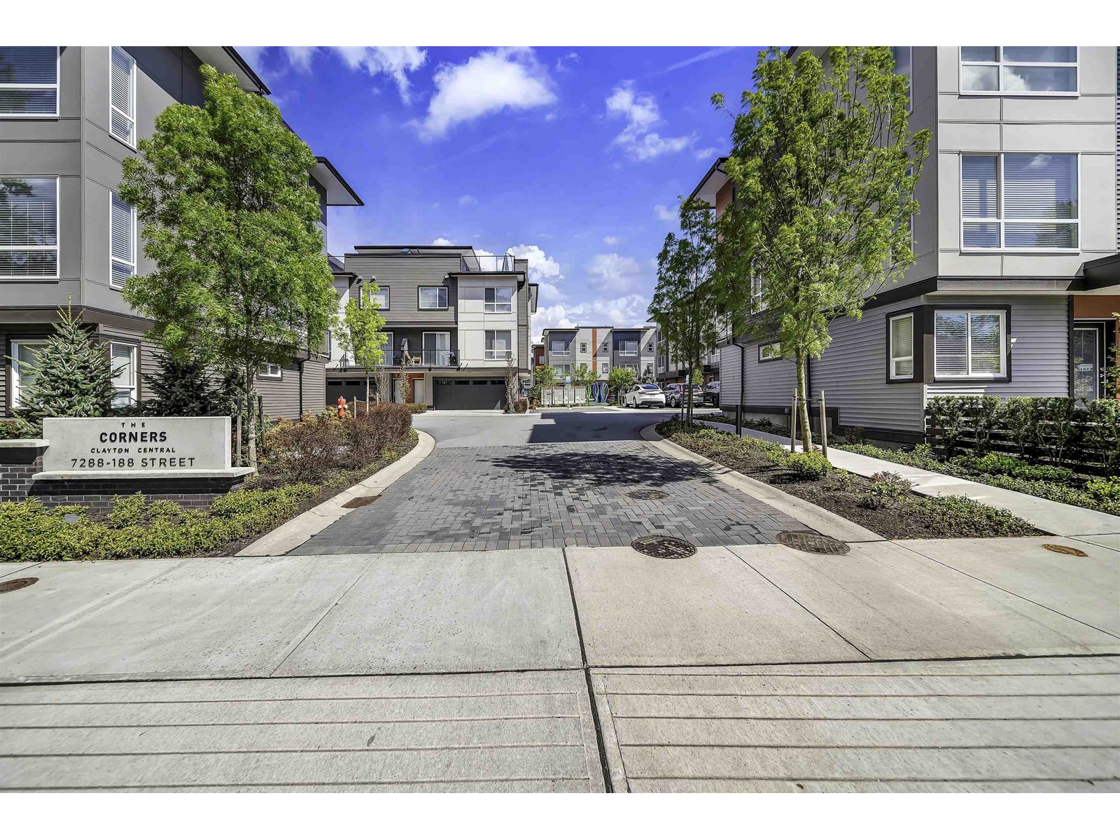 Photo 33 of 2 7288 188 Street, Surrey BC