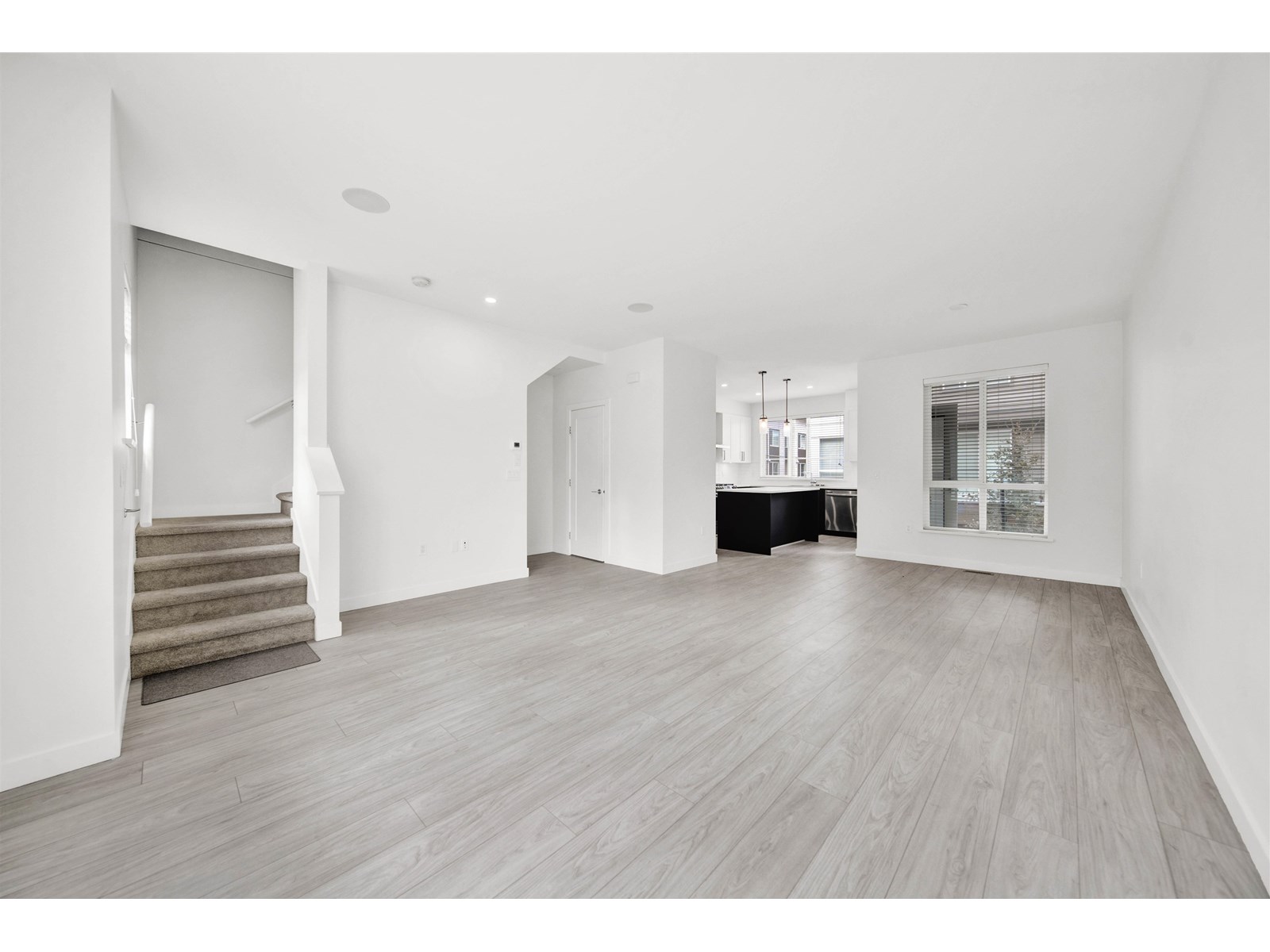 Photo 13 of 2 7288 188 Street, Surrey BC
