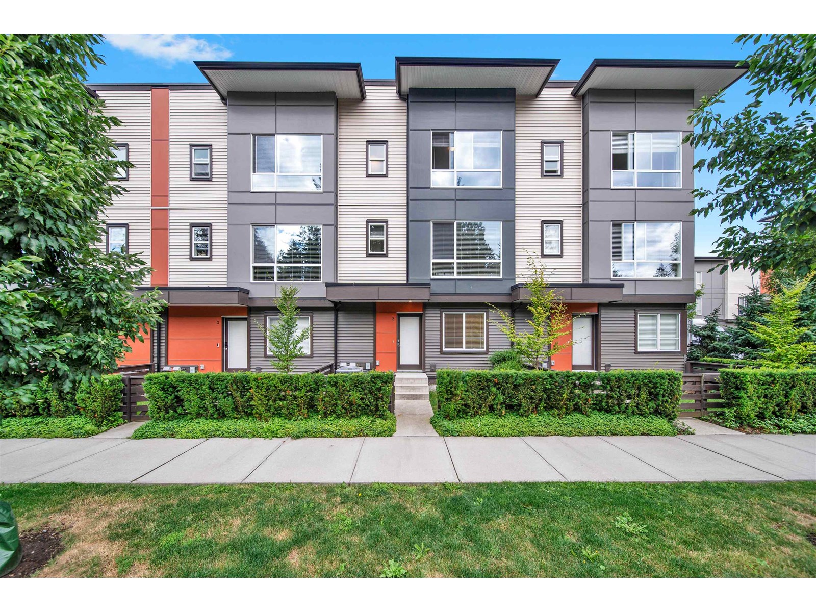 Photo 29 of 2 7288 188 Street, Surrey BC