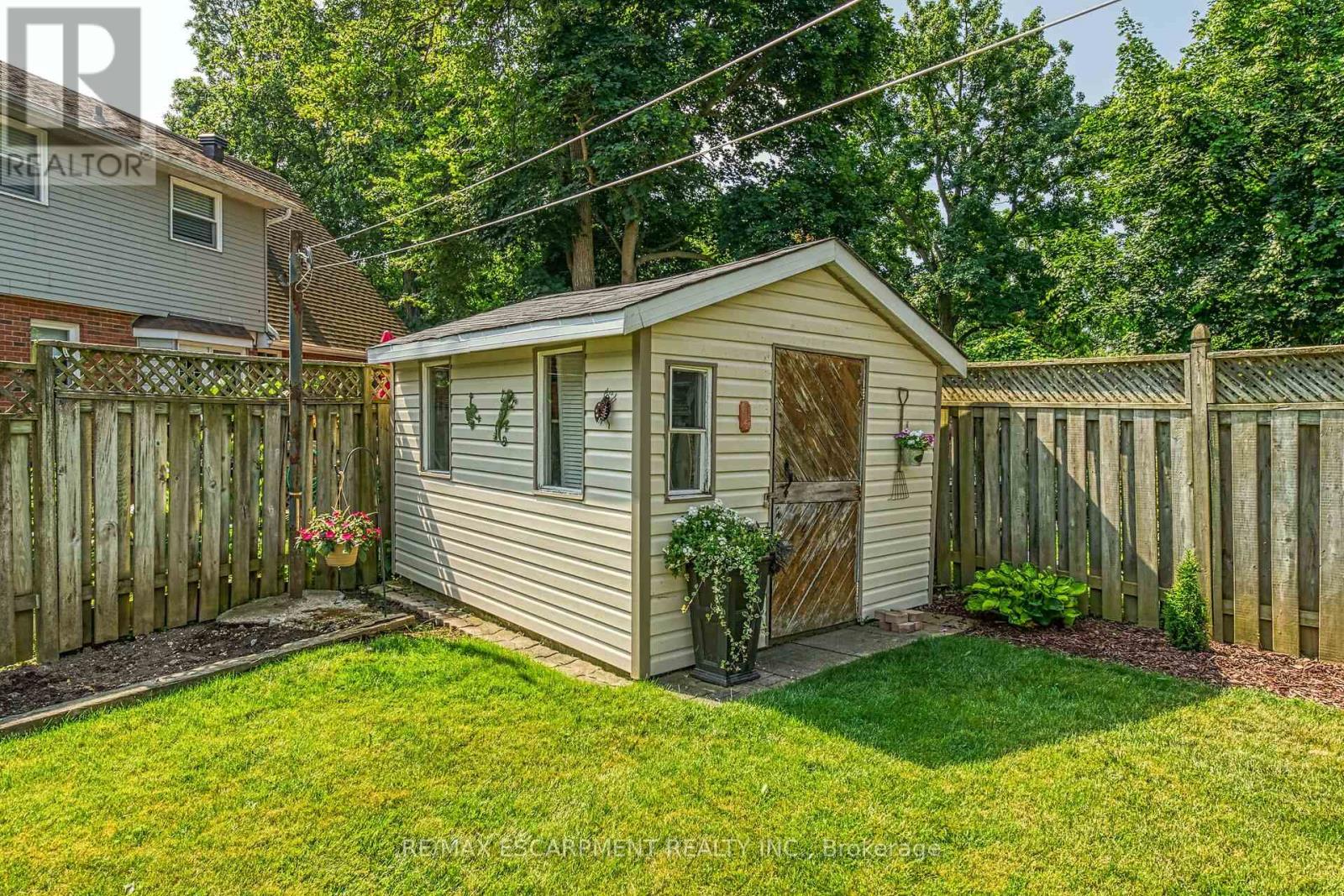 Photo 15 of 110 Ayr Street, Haldimand ON