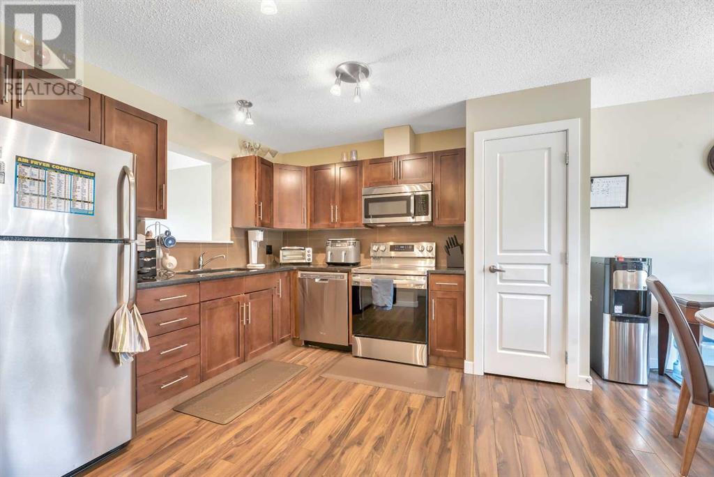 Single Family House 4 Level for Sale in  Panatella Road NW Panorama Hills Calgary 
