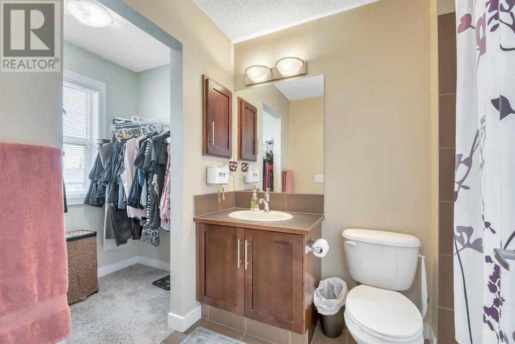 Single Family House 4 Level for Sale in  Panatella Road NW Panorama Hills Calgary 