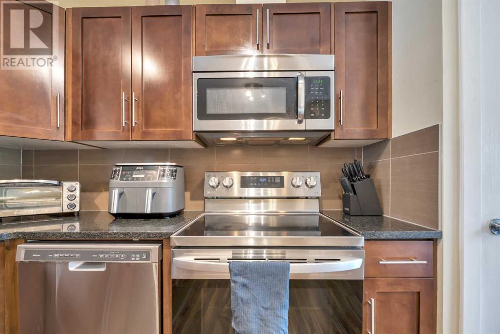 Single Family House 4 Level for Sale in  Panatella Road NW Panorama Hills Calgary 