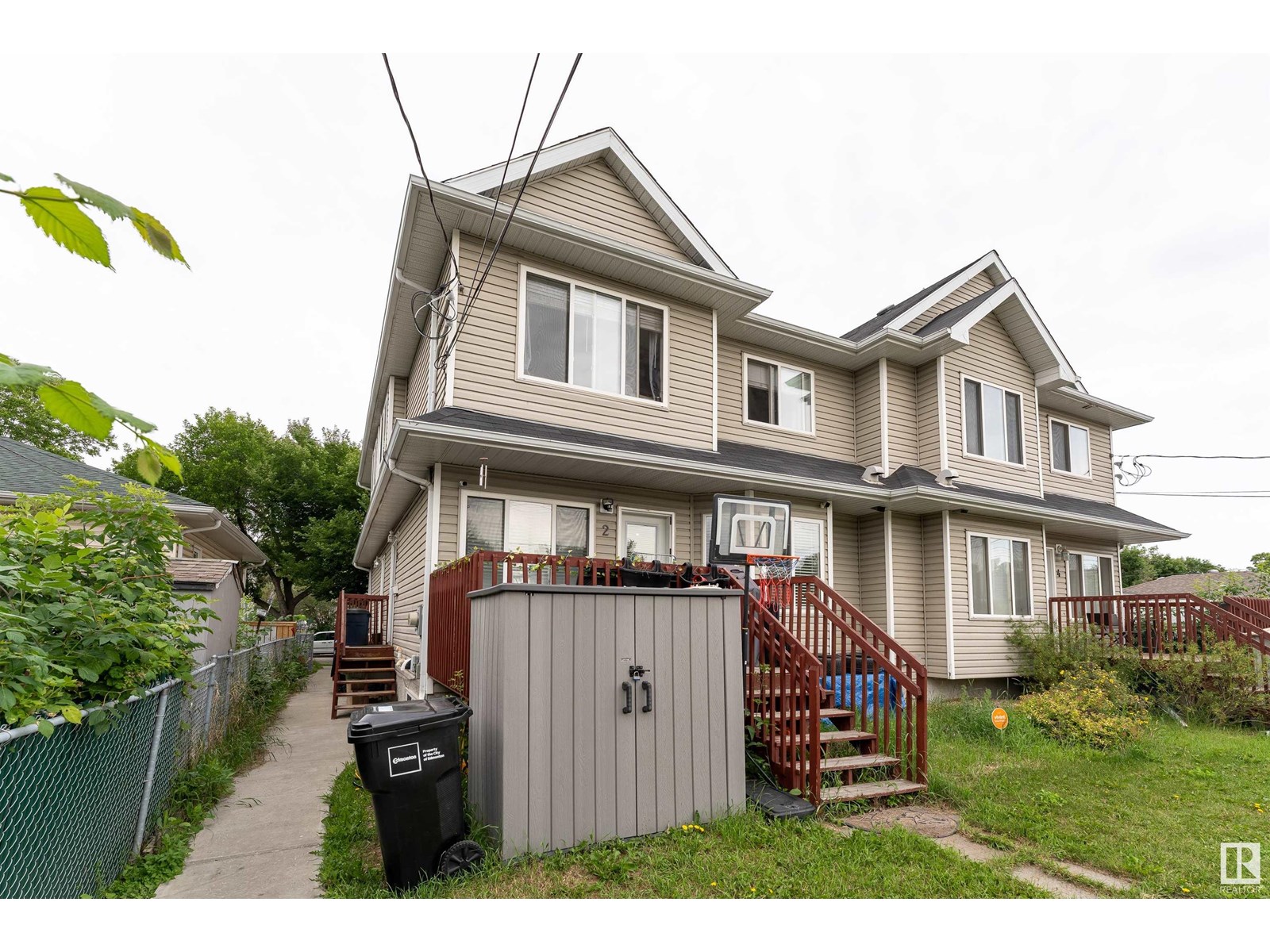 Photo 30 of 2 11813 43 St Nw, Edmonton AB