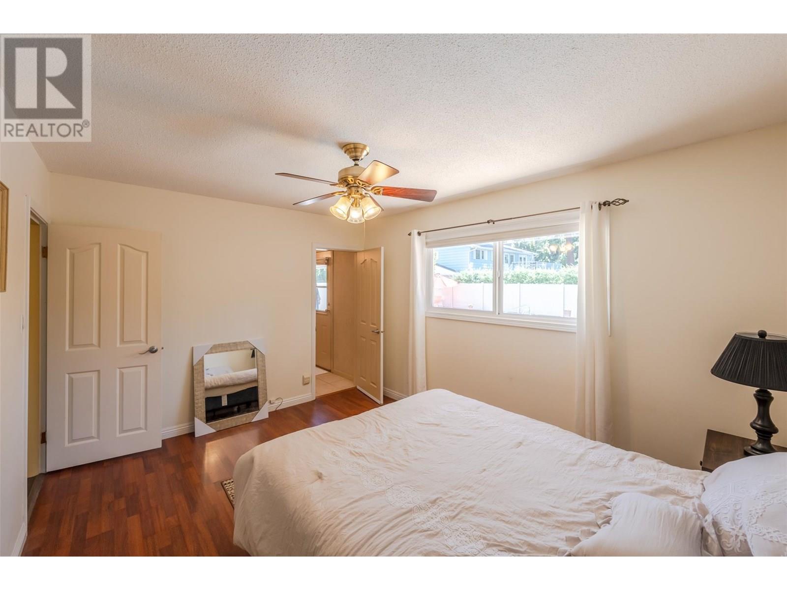 186 DUNANT CRESCENT - Image 26