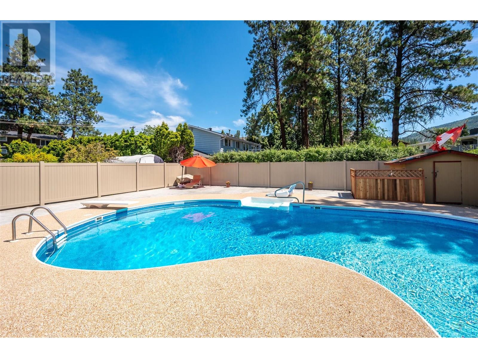 186 DUNANT CRESCENT - Image 42
