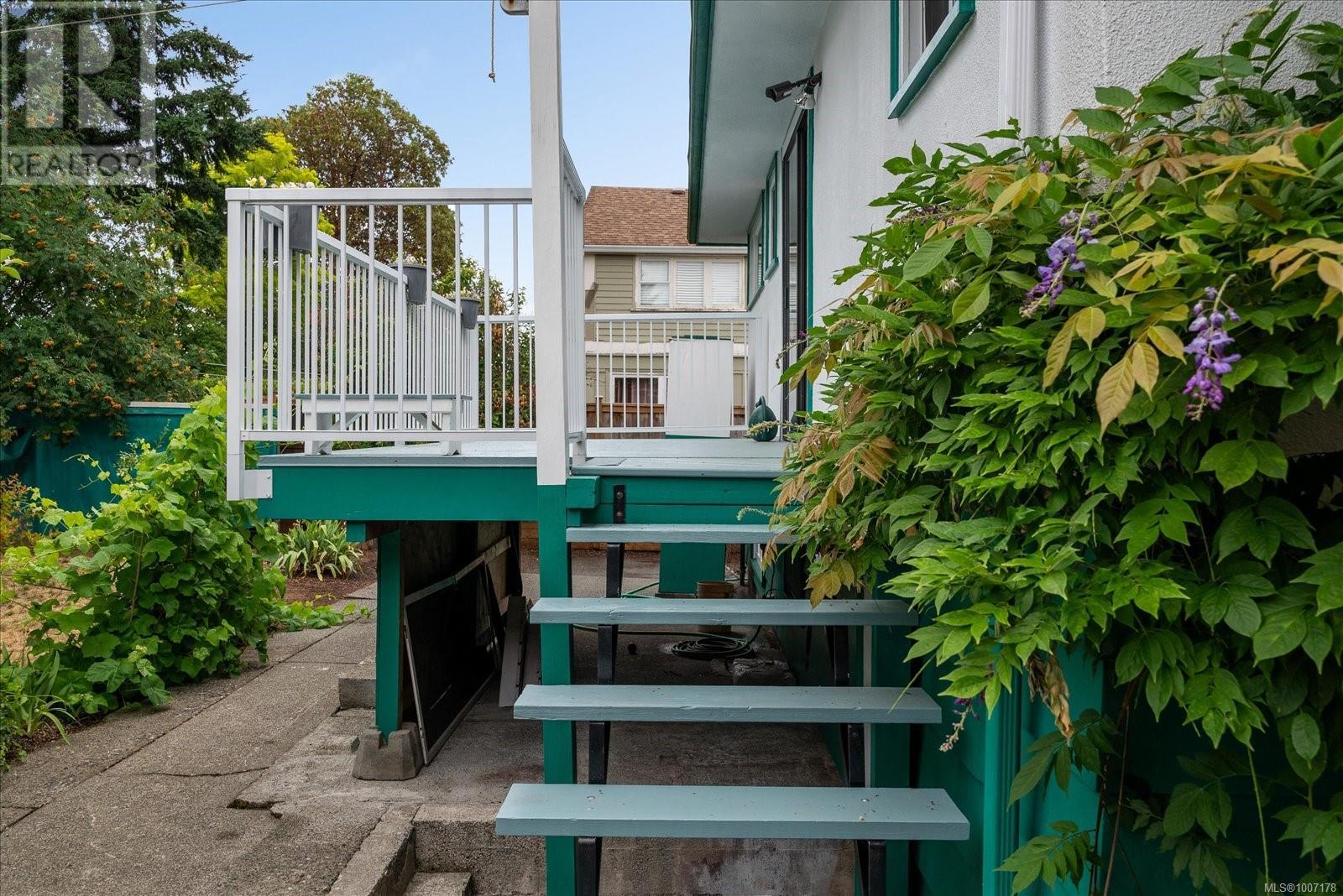 Photo 43 of 880 Hunter St, Nanaimo BC