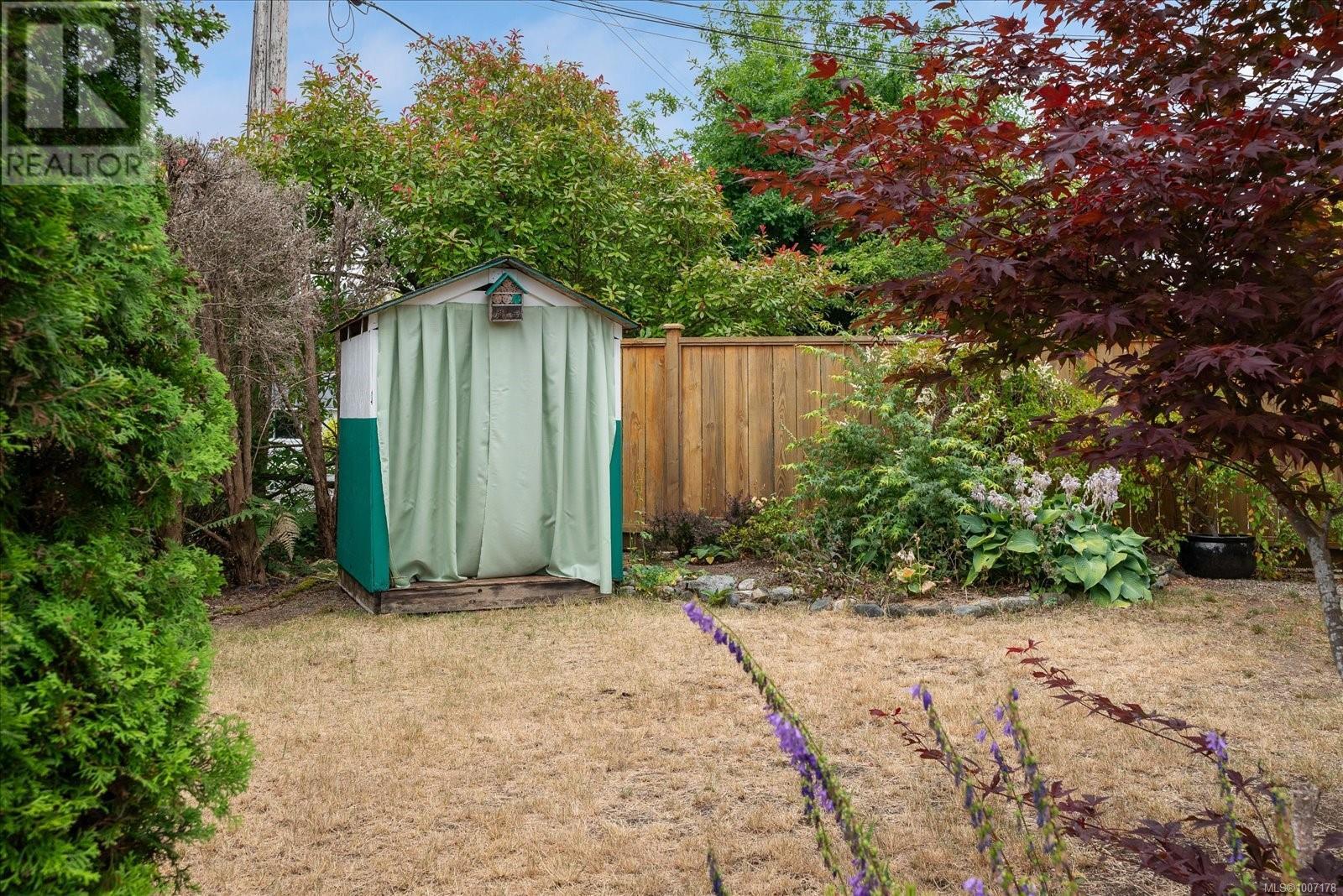 Photo 46 of 880 Hunter St, Nanaimo BC