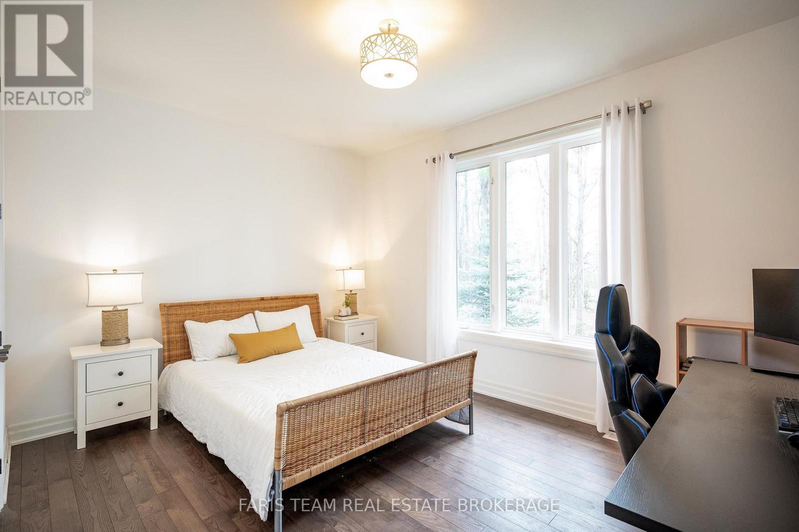 Photo 9 of 50 Mennill Drive, Springwater ON