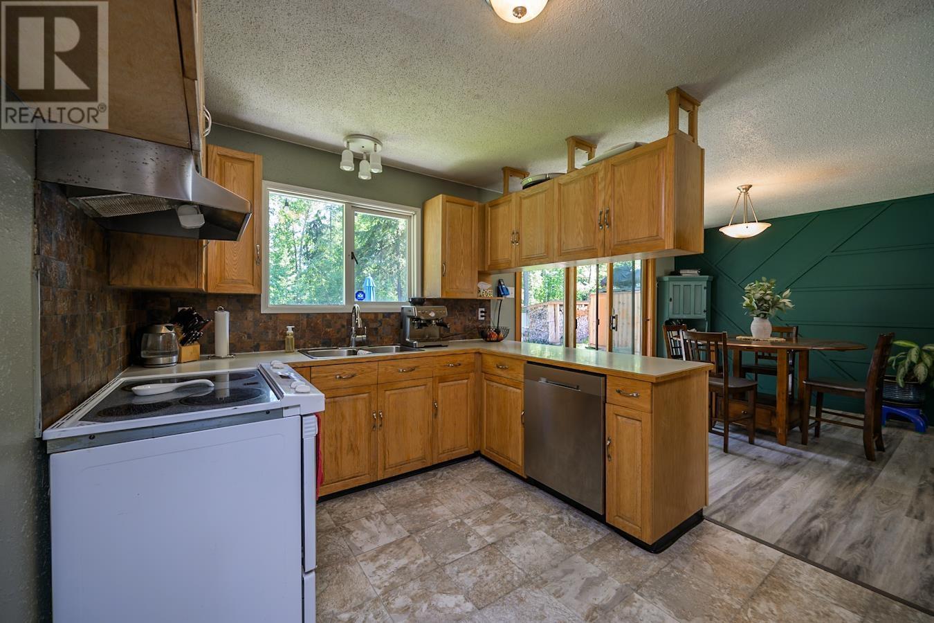 Photo 11 of 1443 Buchanan Avenue, Prince George BC