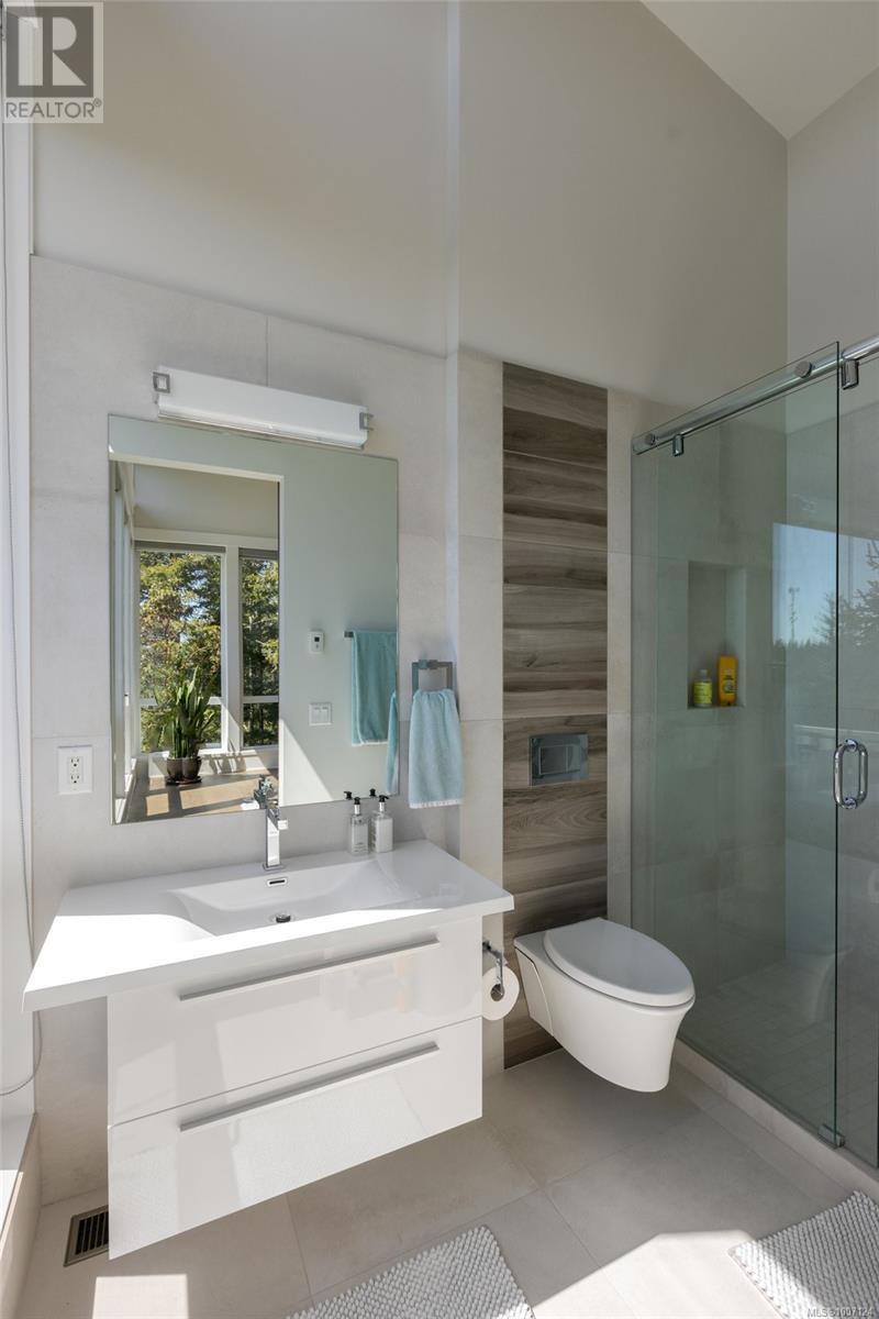  1570 Zanita Heights, Metchosin