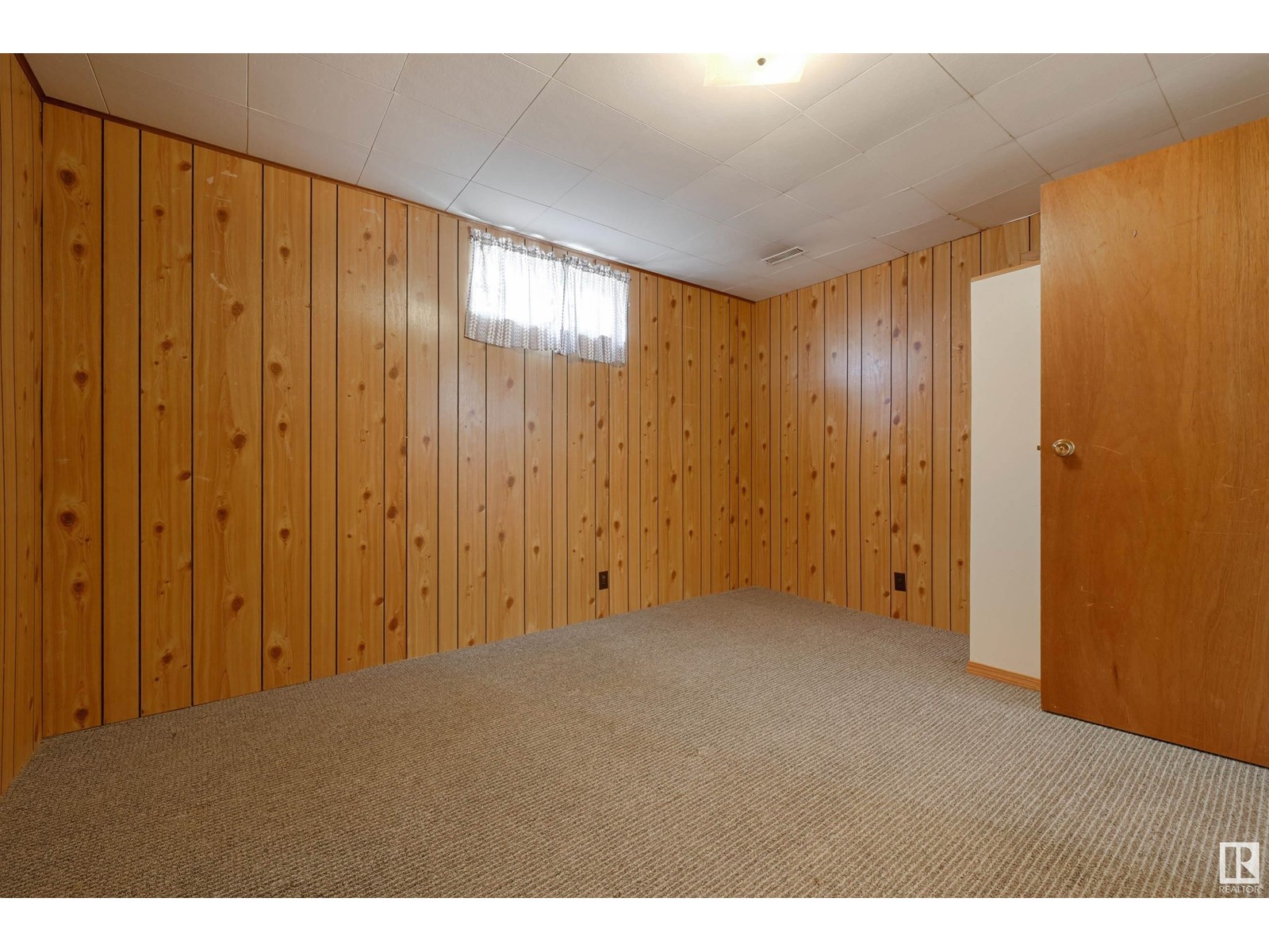 Photo 33 of 15008 96 St Nw, Edmonton AB