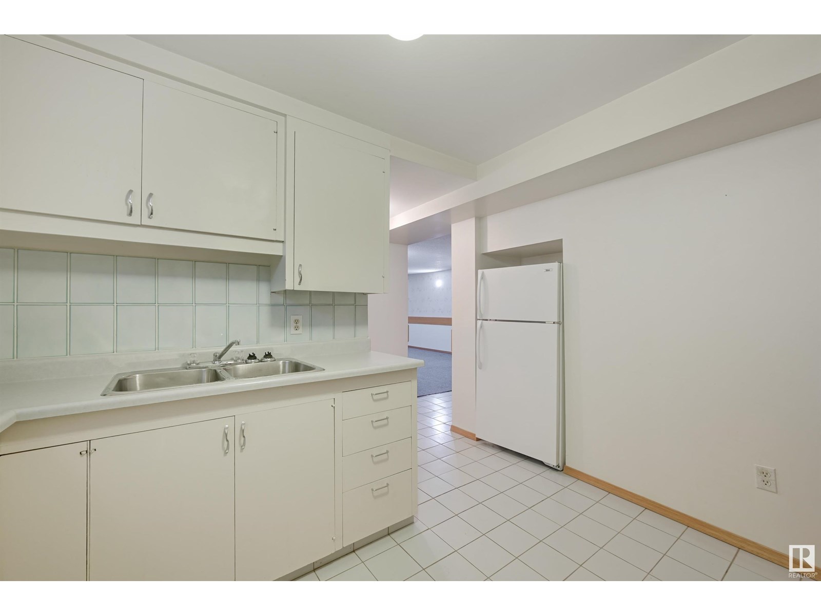 Photo 31 of 15008 96 St Nw, Edmonton AB