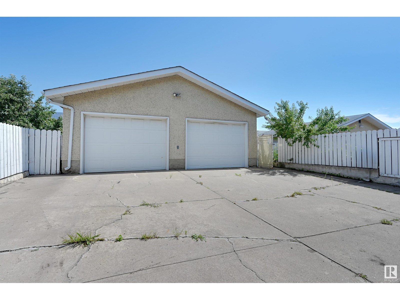 Photo 47 of 15008 96 St Nw, Edmonton AB