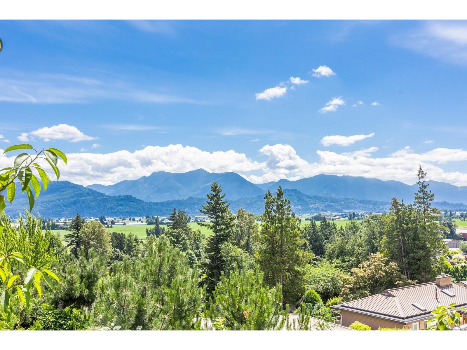 Photo 4 of 10050 Timberline Place Little Mountain, Chilliwack BC