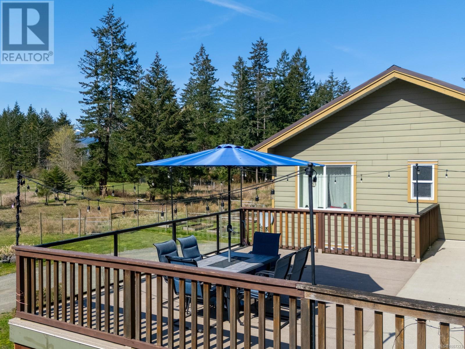 Photo 19 of 2892 Maridge Rd, Courtenay BC