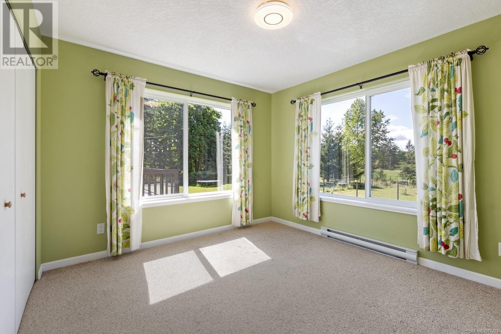 Photo 39 of 2892 Maridge Rd, Courtenay BC