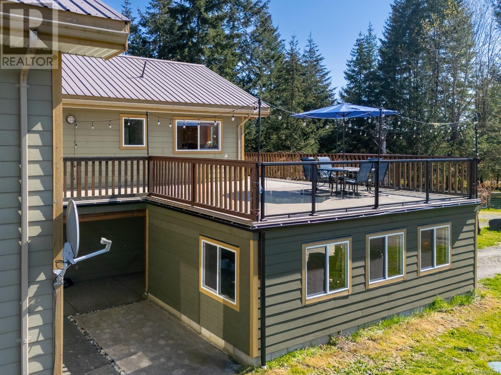 Photo 45 of 2892 Maridge Rd, Courtenay BC