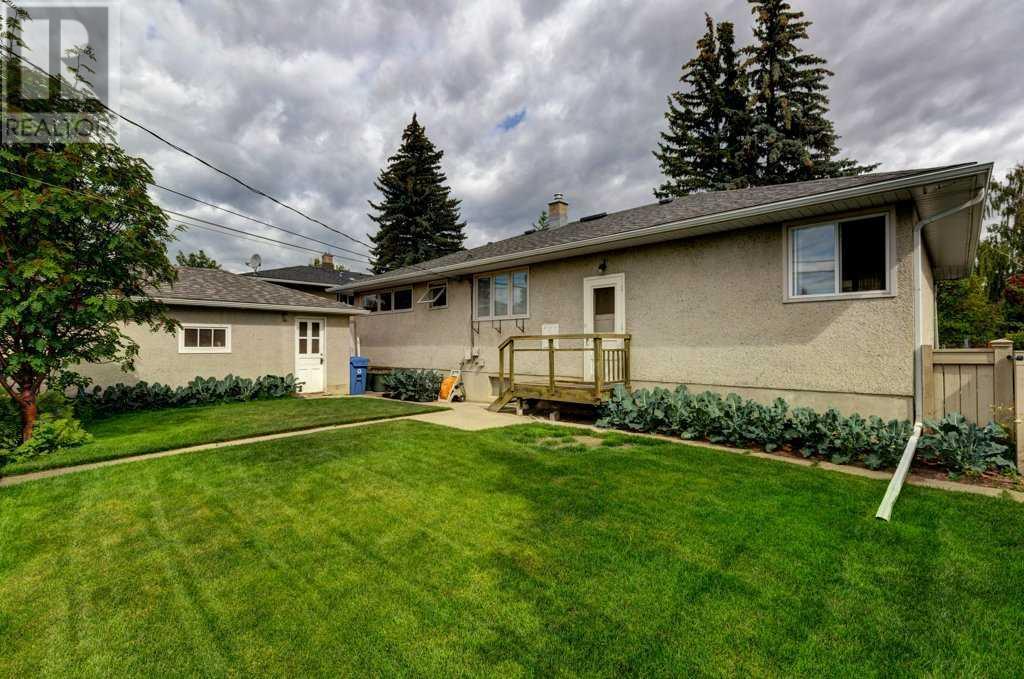 Single Family House Bungalow for Sale in  Gladys Ridge Road SW Glendale Calgary 