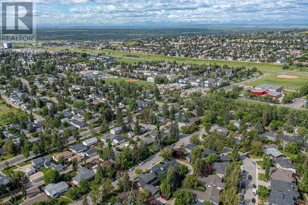 Single Family House Bungalow for Sale in  Gladys Ridge Road SW Glendale Calgary 