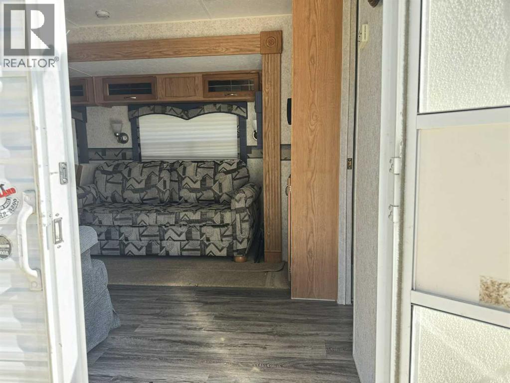 4136 Highway 587, Rural Red Deer County