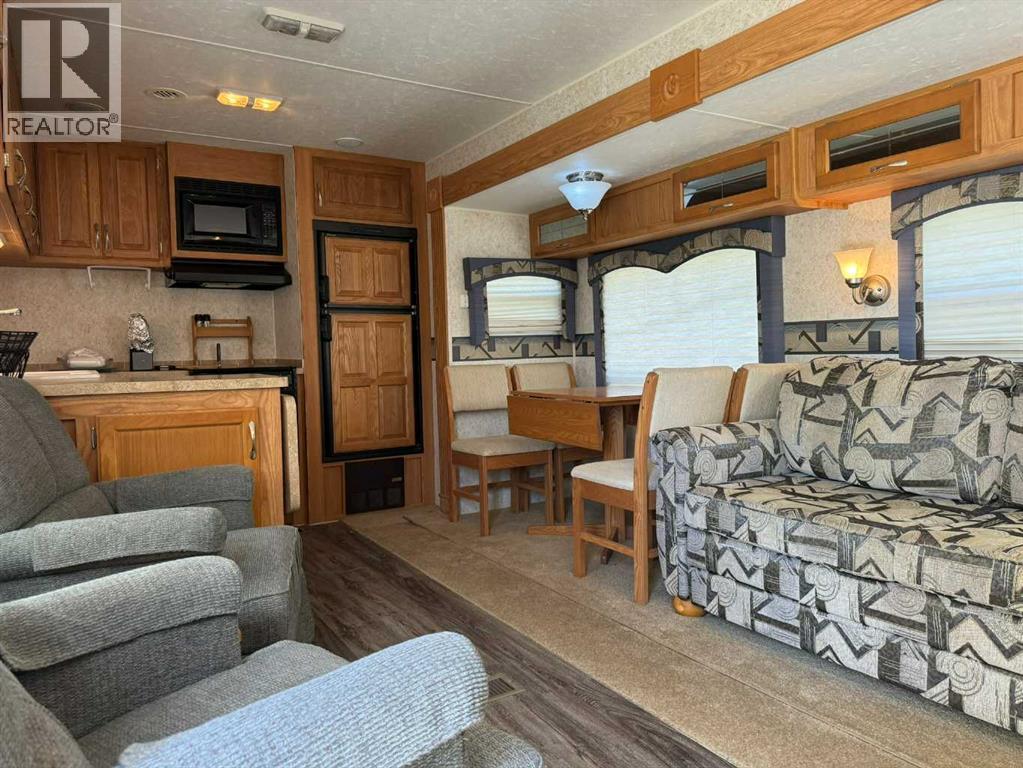 4136 Highway 587, Rural Red Deer County