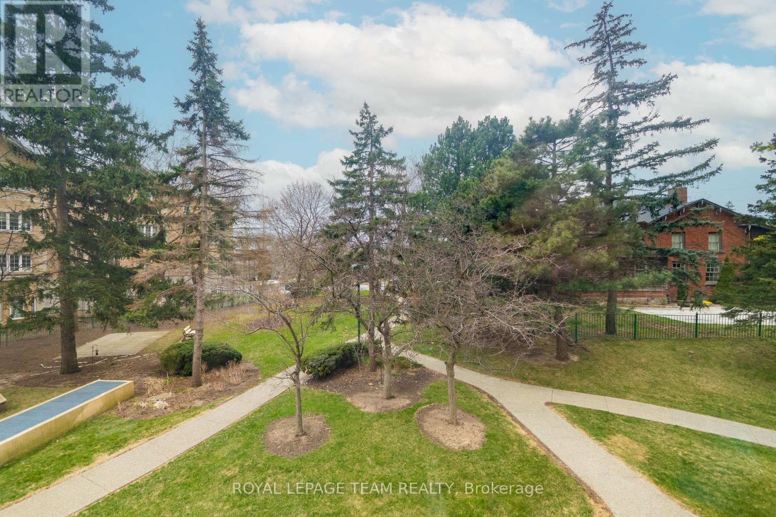 Photo 21 of 208 100 Millside Drive, Milton ON