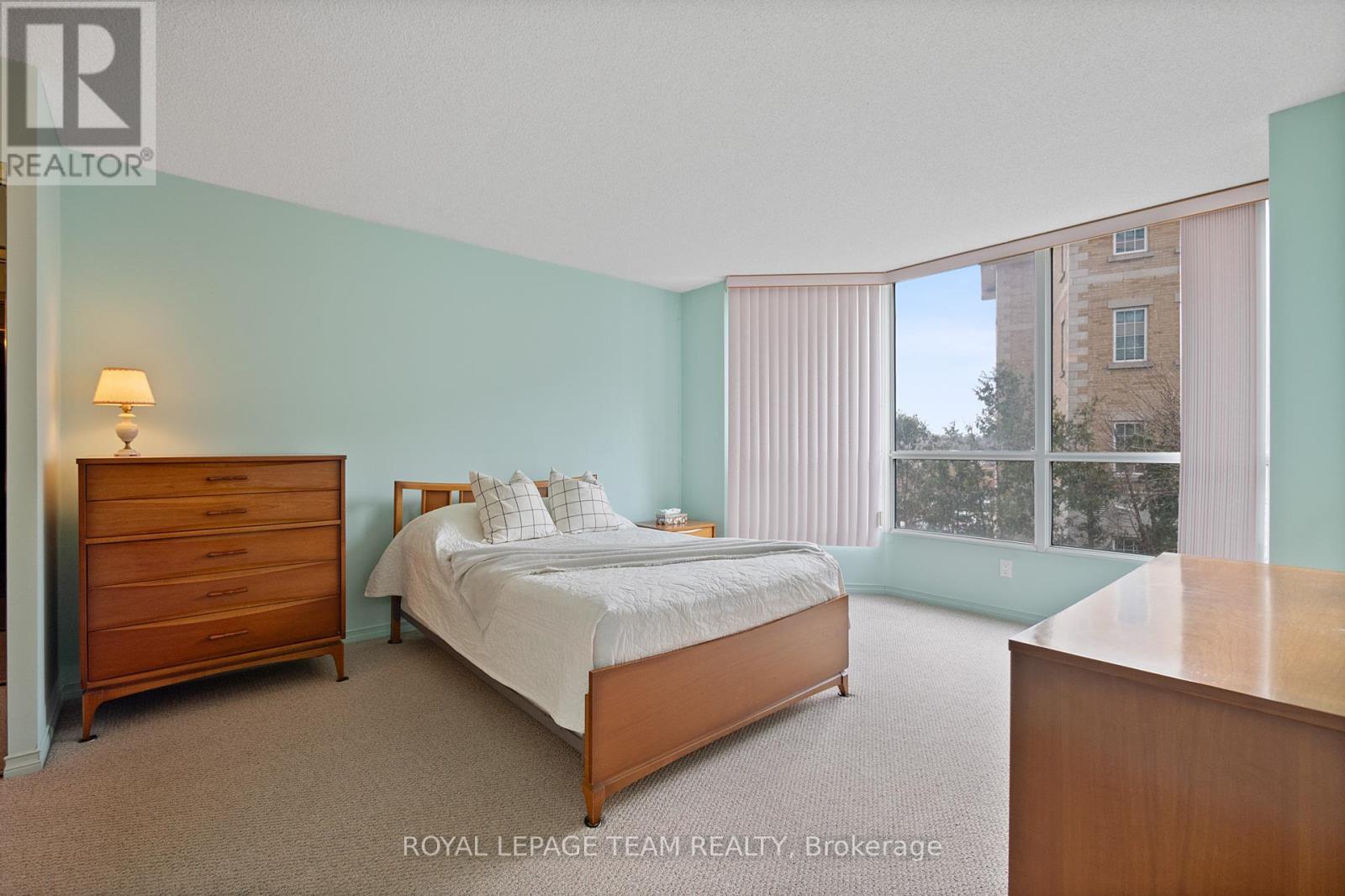 Photo 25 of 208 100 Millside Drive, Milton ON