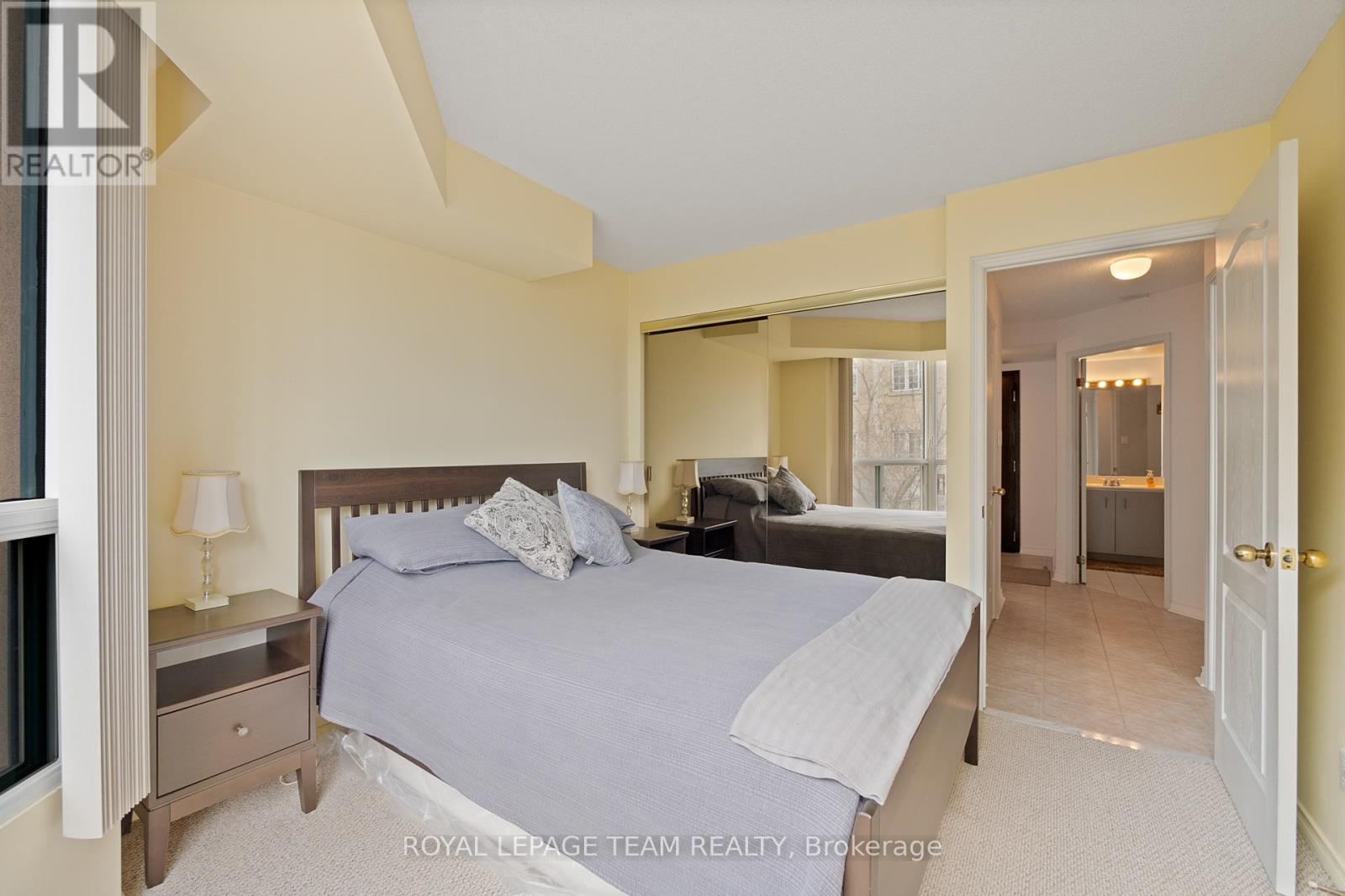 Photo 27 of 208 100 Millside Drive, Milton ON