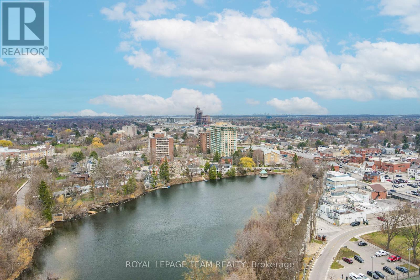Photo 41 of 208 100 Millside Drive, Milton ON