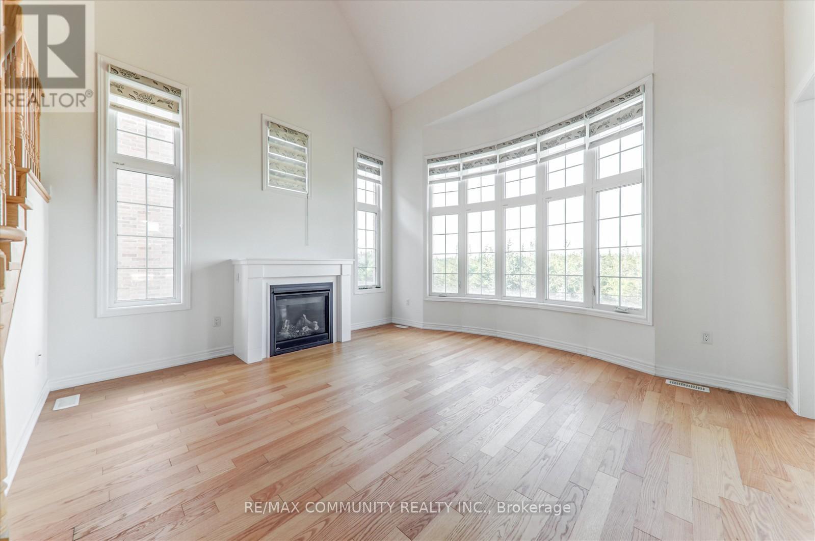 Photo 30 of 39 Summer Breeze Drive, Quinte West ON