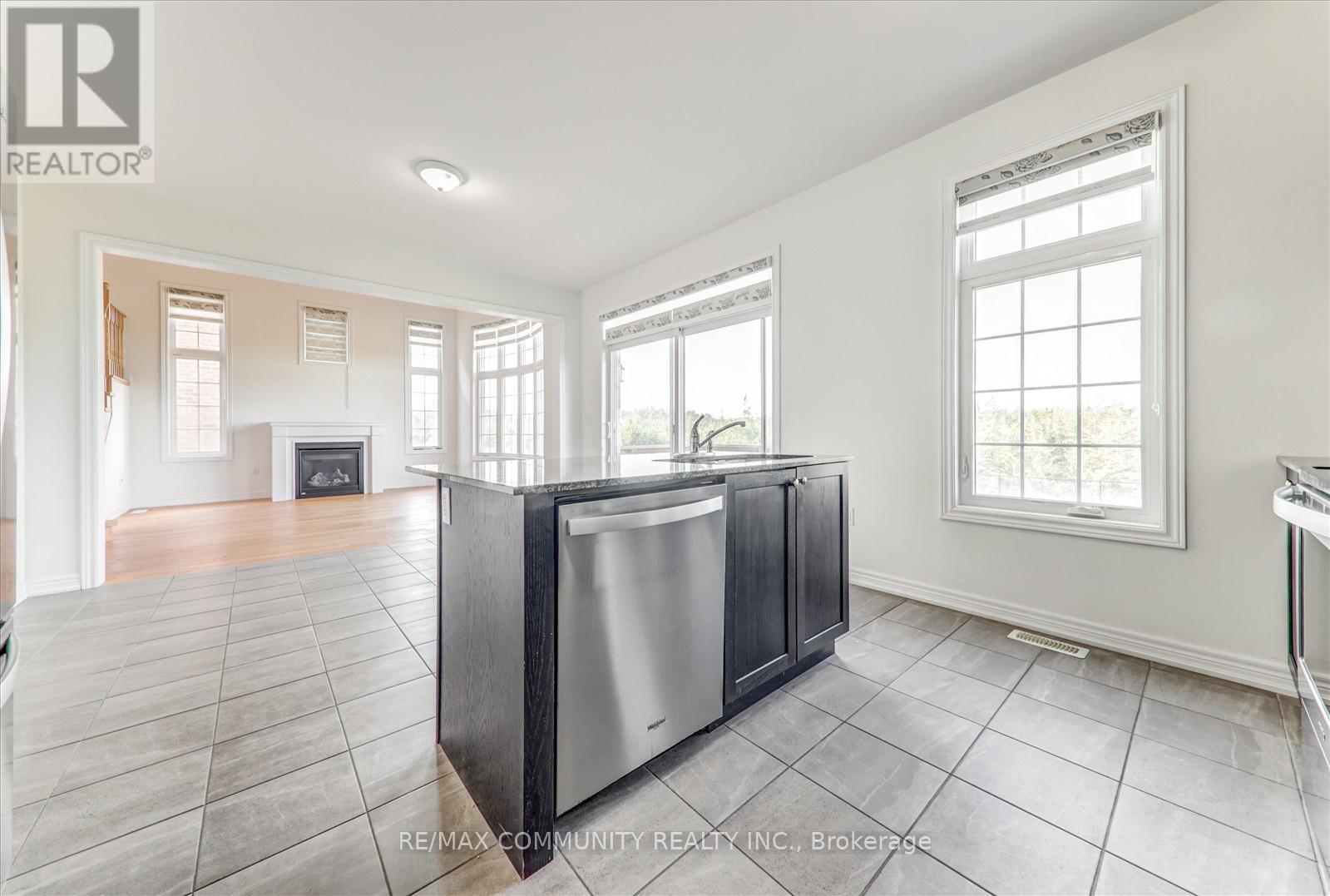 Photo 39 of 39 Summer Breeze Drive, Quinte West ON