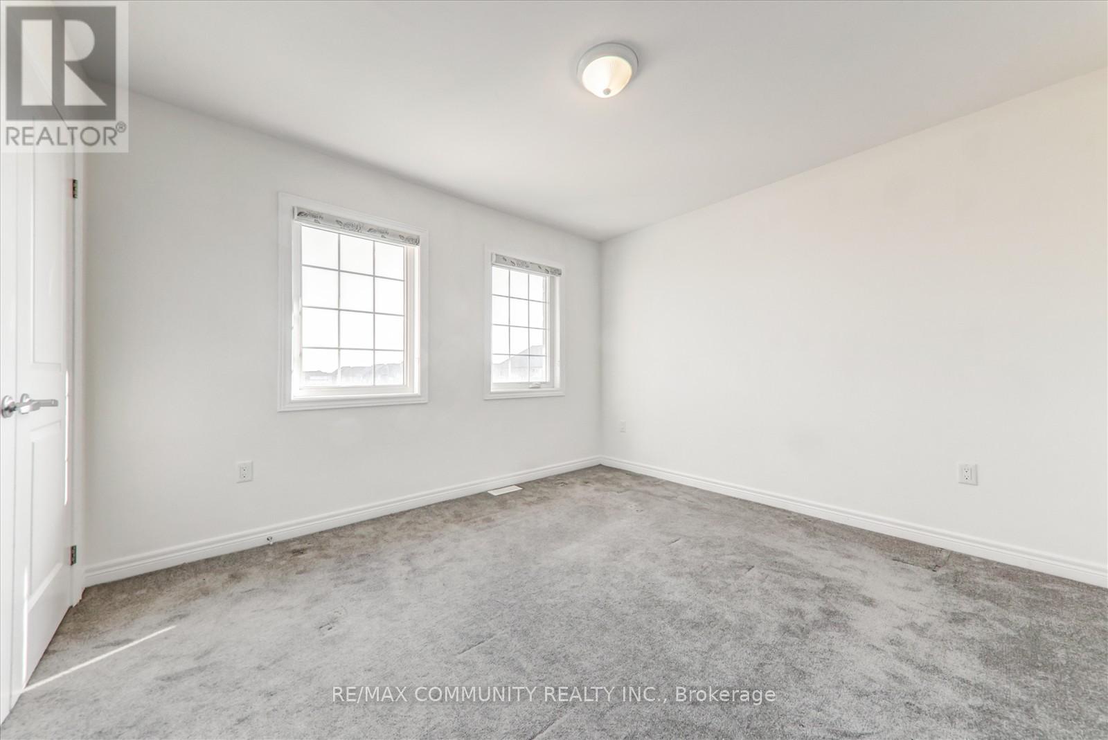Photo 44 of 39 Summer Breeze Drive, Quinte West ON