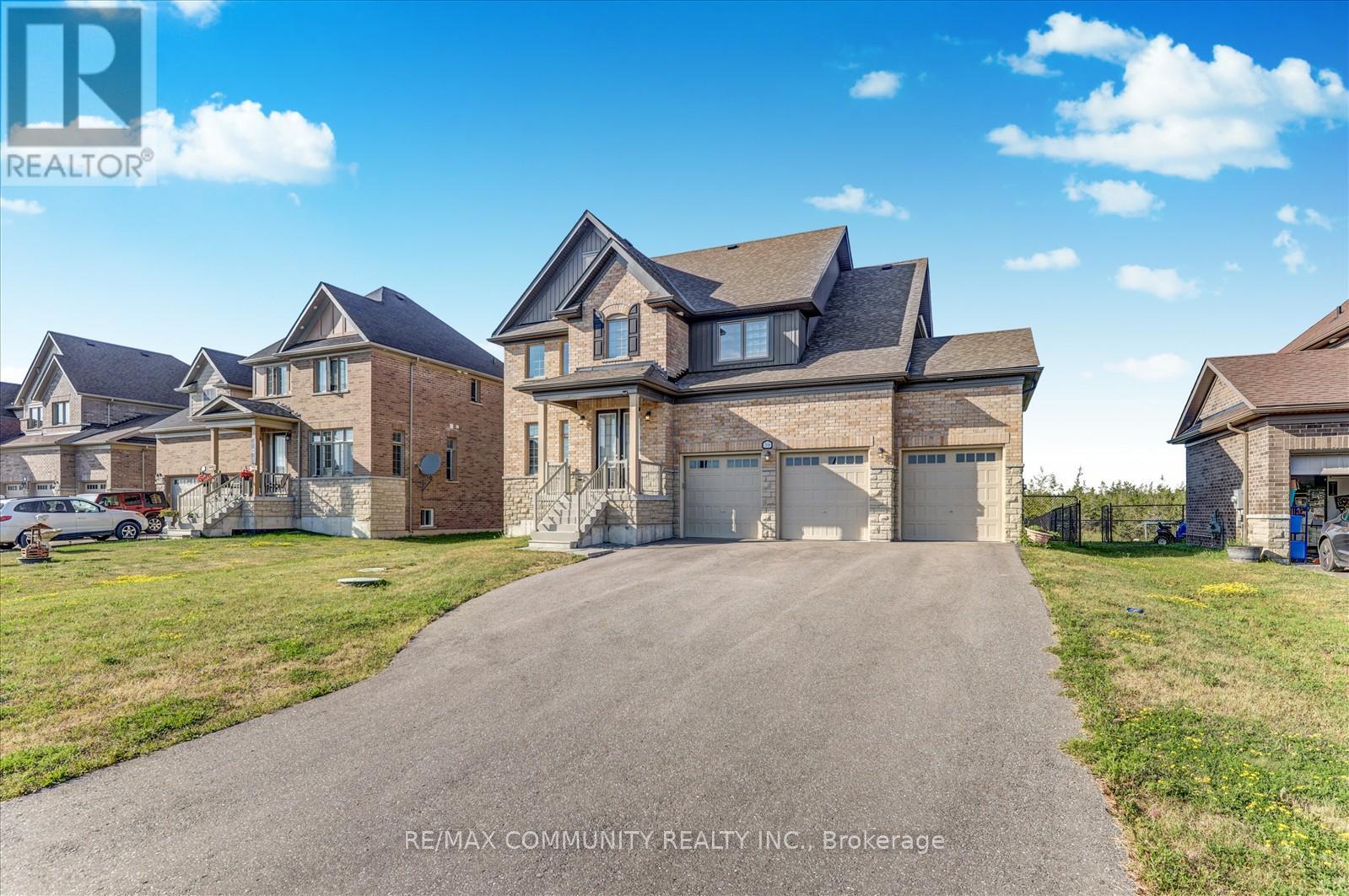 Photo 37 of 39 Summer Breeze Drive, Quinte West ON