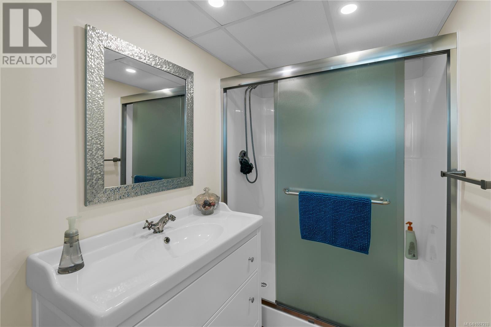 Photo 6 of 1185 Stuart Pl, Ladysmith BC