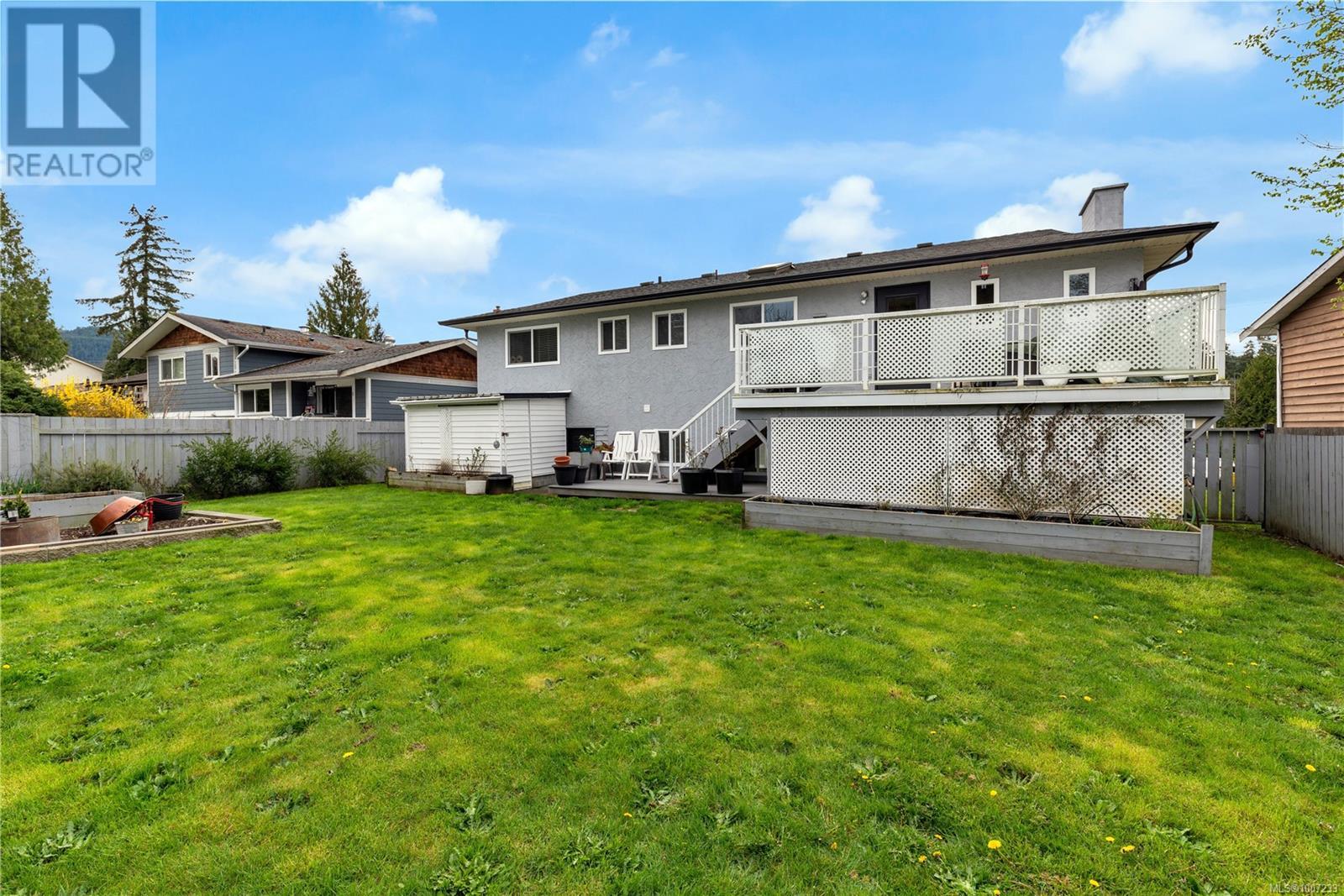 Photo 25 of 1185 Stuart Pl, Ladysmith BC
