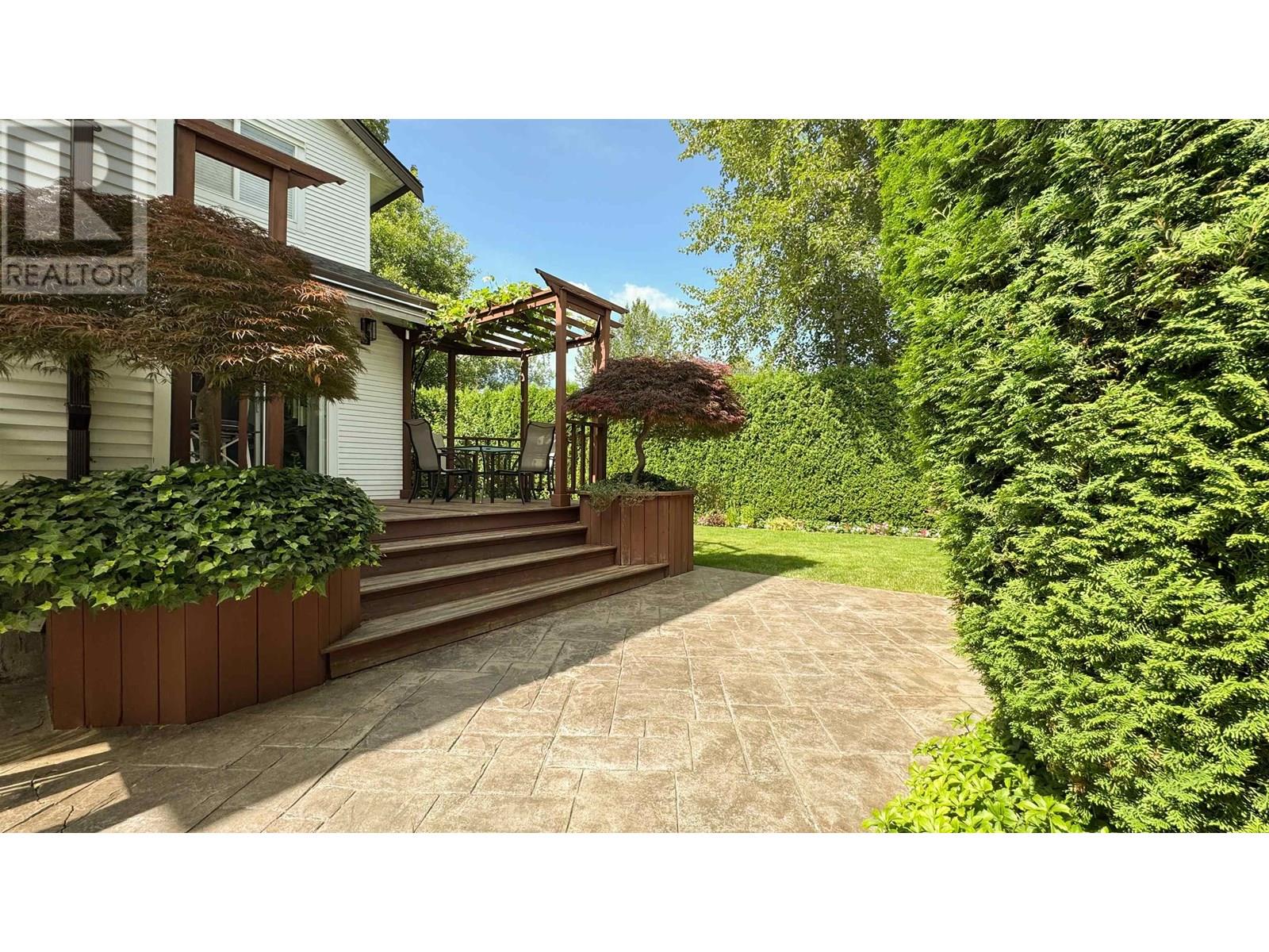 Photo 15 of 11876 Springdale Drive, Pitt Meadows BC