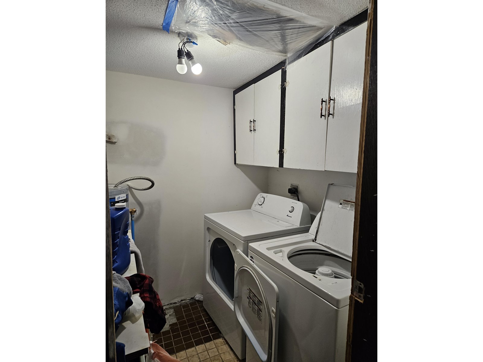 Photo 14 of 205 Davis Crescent, Langley BC