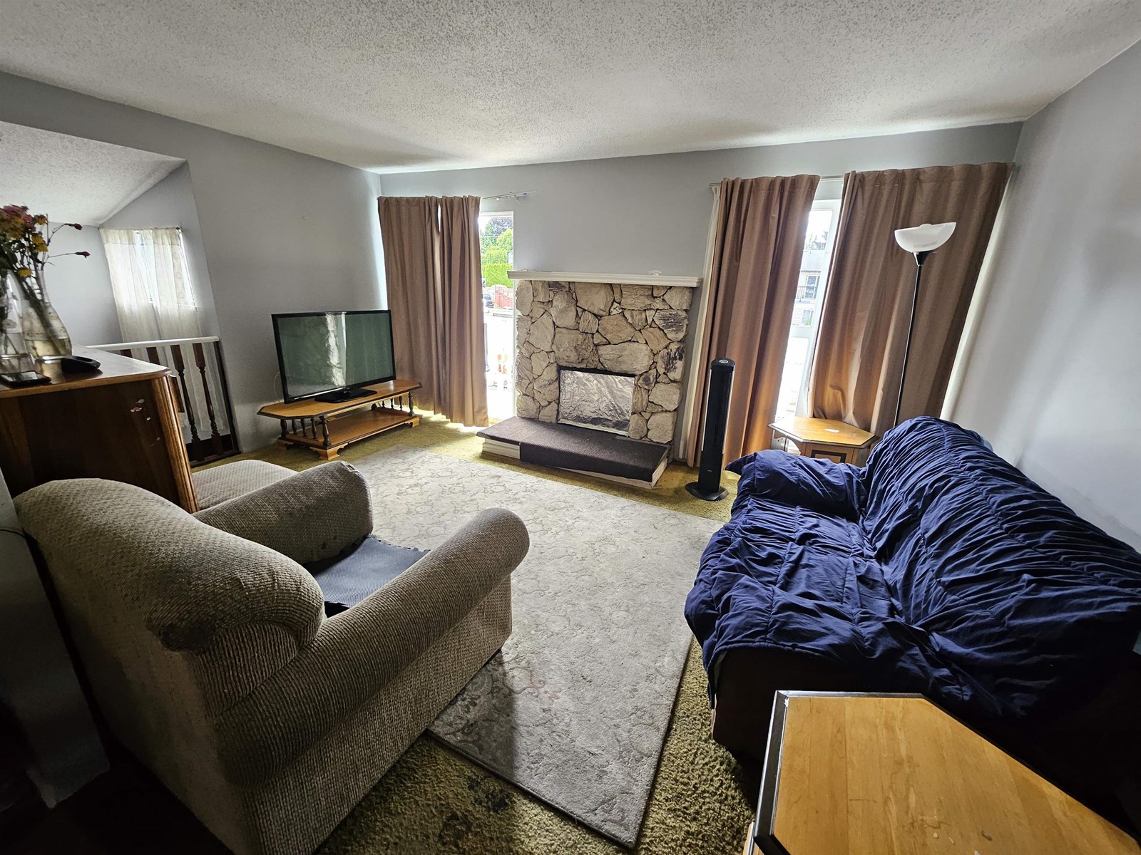 Photo 7 of 205 Davis Crescent, Langley BC