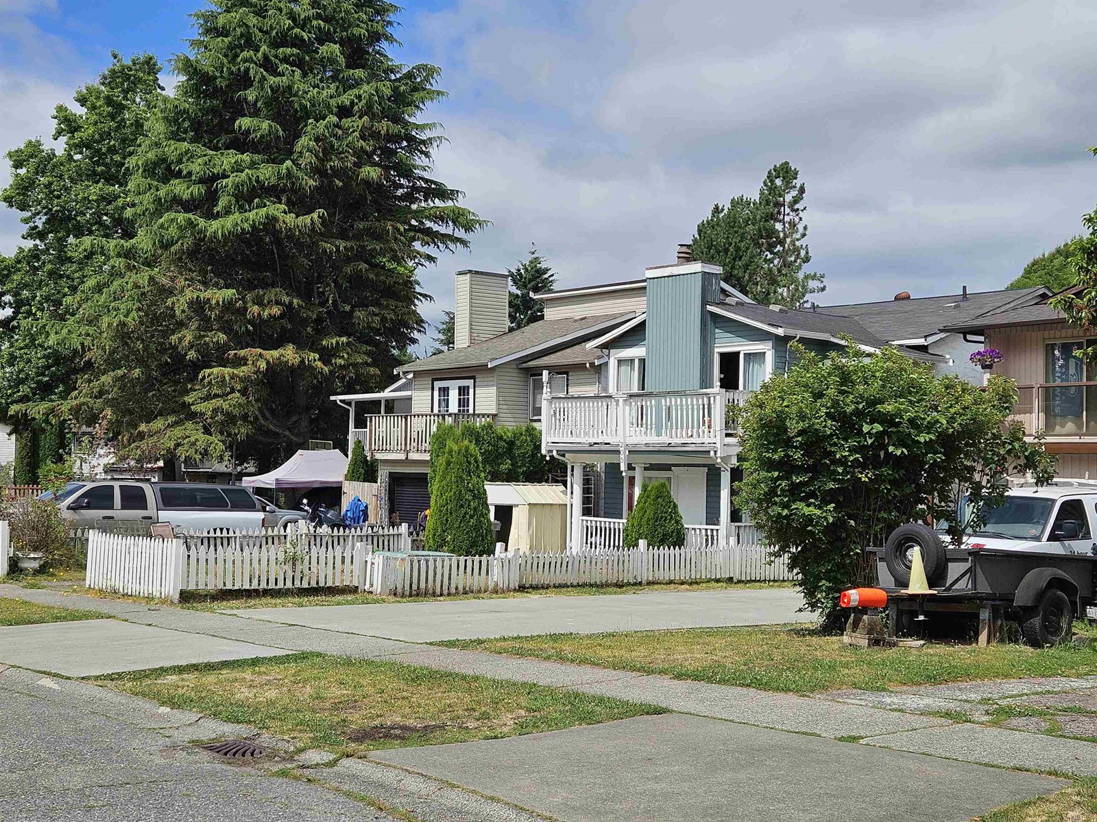 Photo 27 of 205 Davis Crescent, Langley BC