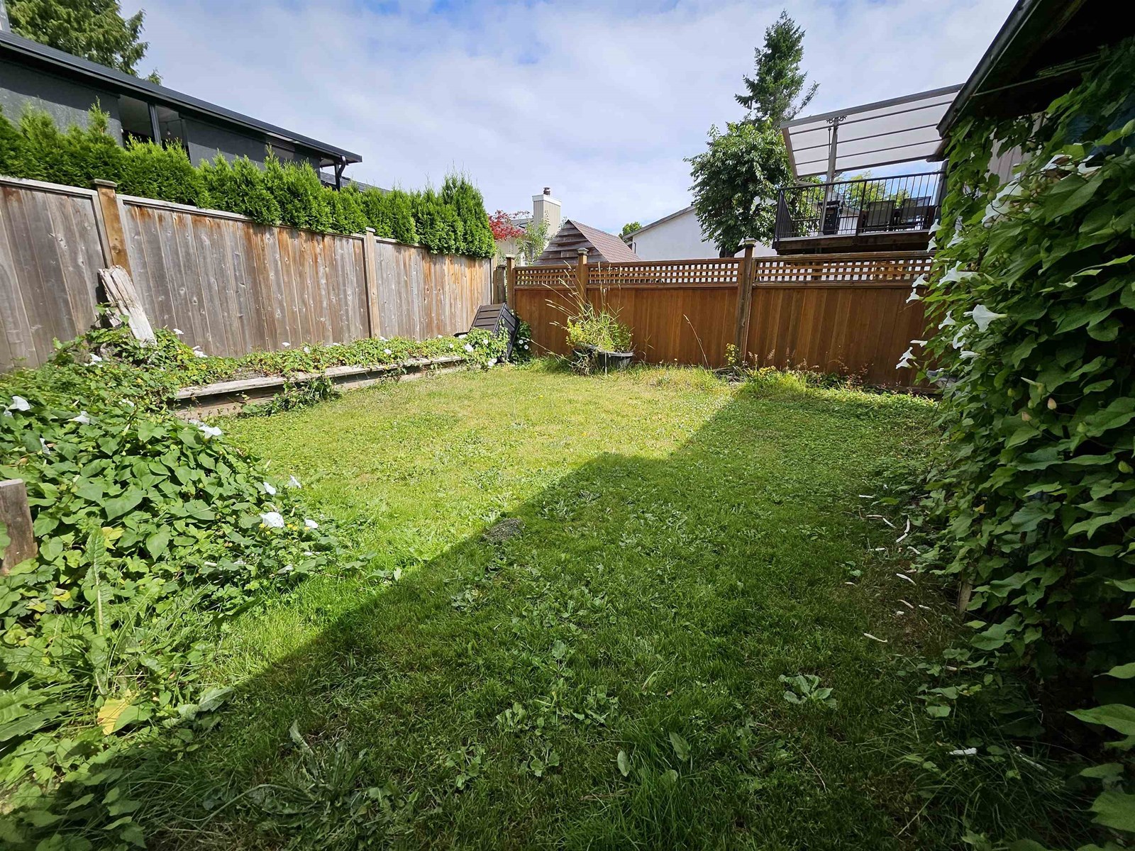 Photo 21 of 205 Davis Crescent, Langley BC