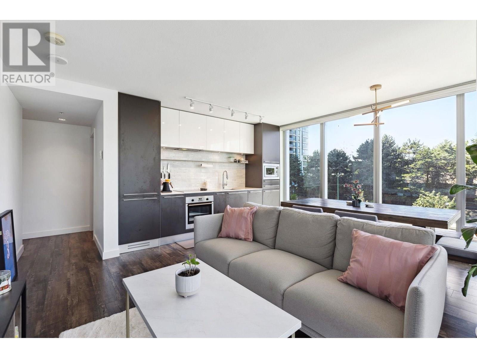 Photo 10 of 302 8131 Nunavut Lane, Vancouver BC
