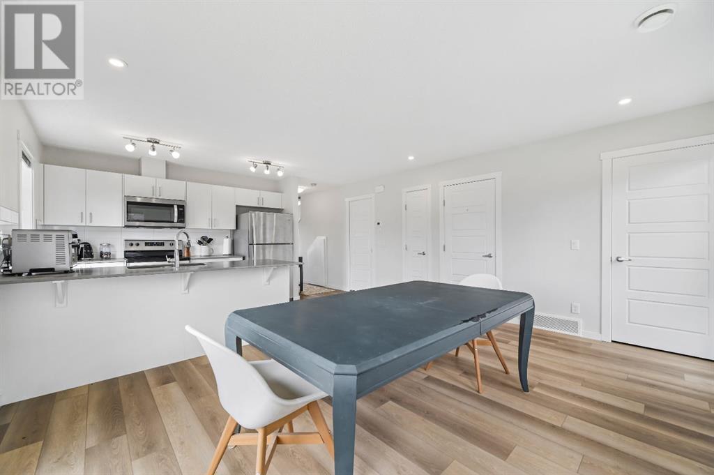 403 Cranbrook Square SE, Calgary, Alberta