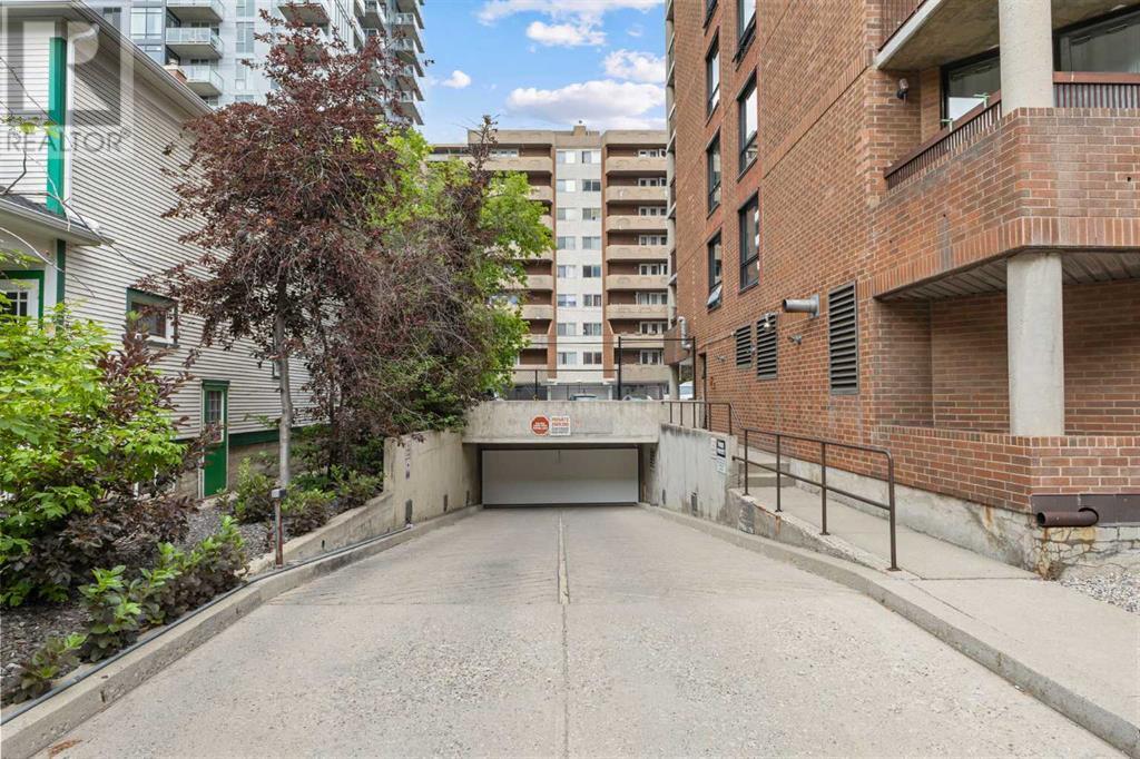 Single Family House for Sale in    Avenue SW Beltline Calgary 