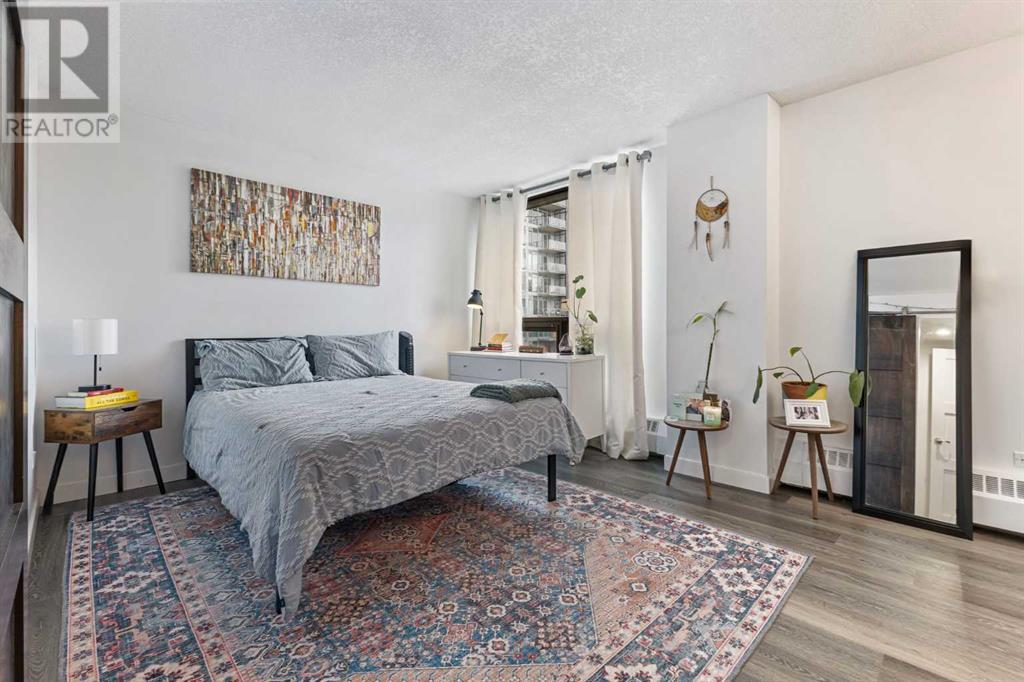 Single Family House for Sale in    Avenue SW Beltline Calgary 