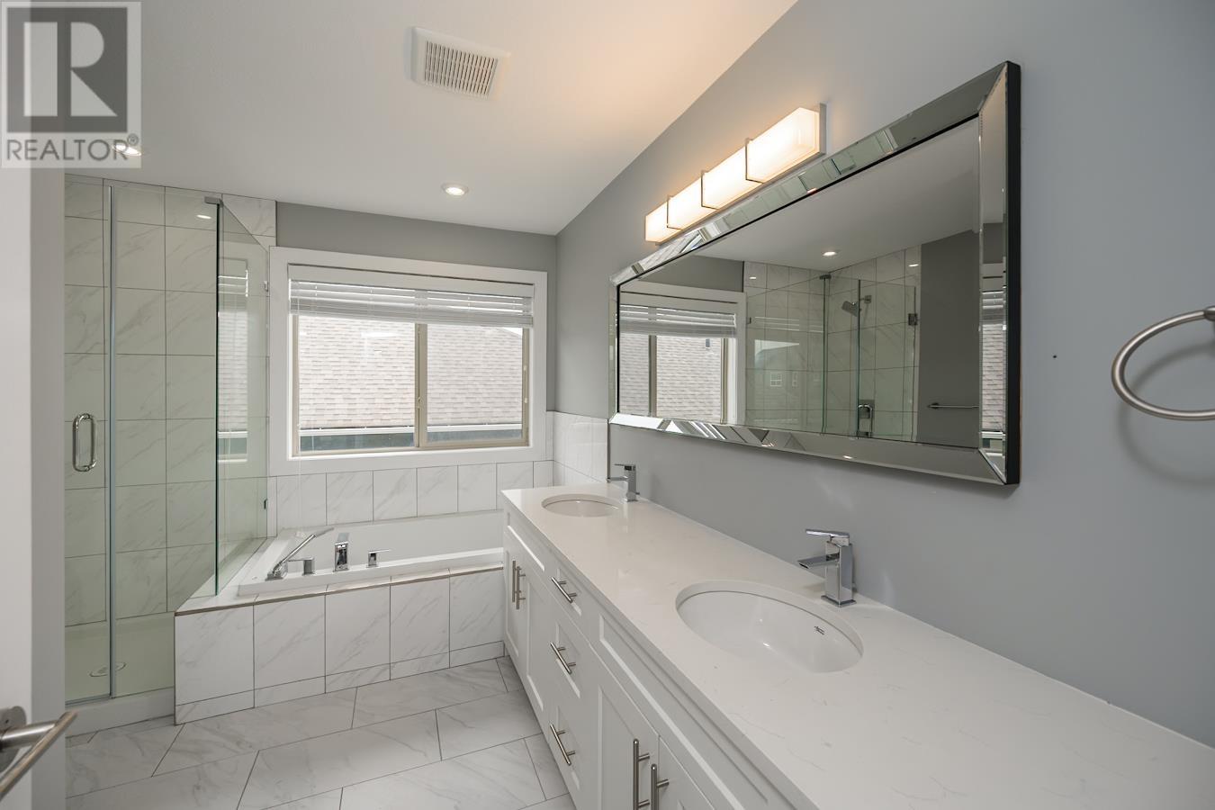 Photo 22 of 3012 Parkview Crescent, Prince George BC