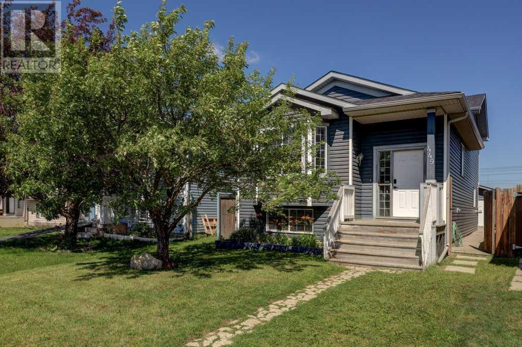 Single Family House 4 Level for Sale in  Martindale Drive NE Martindale Calgary 