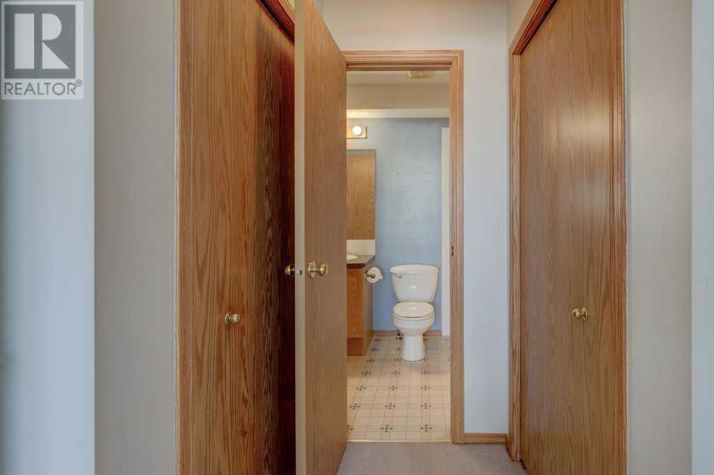 Single Family House 4 Level for Sale in  Martindale Drive NE Martindale Calgary 