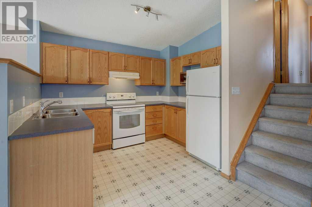 Single Family House 4 Level for Sale in  Martindale Drive NE Martindale Calgary 