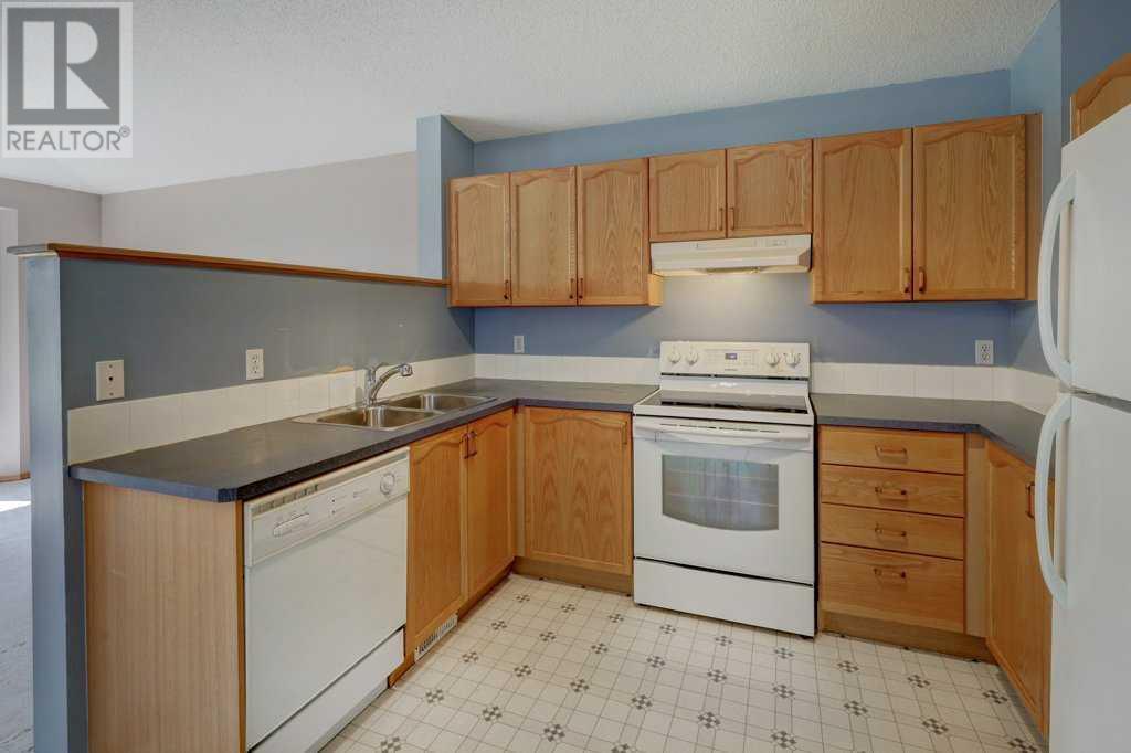 Single Family House 4 Level for Sale in  Martindale Drive NE Martindale Calgary 